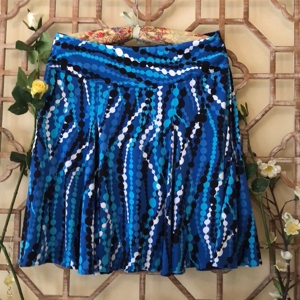 NWT Cache blue & white swing skirt